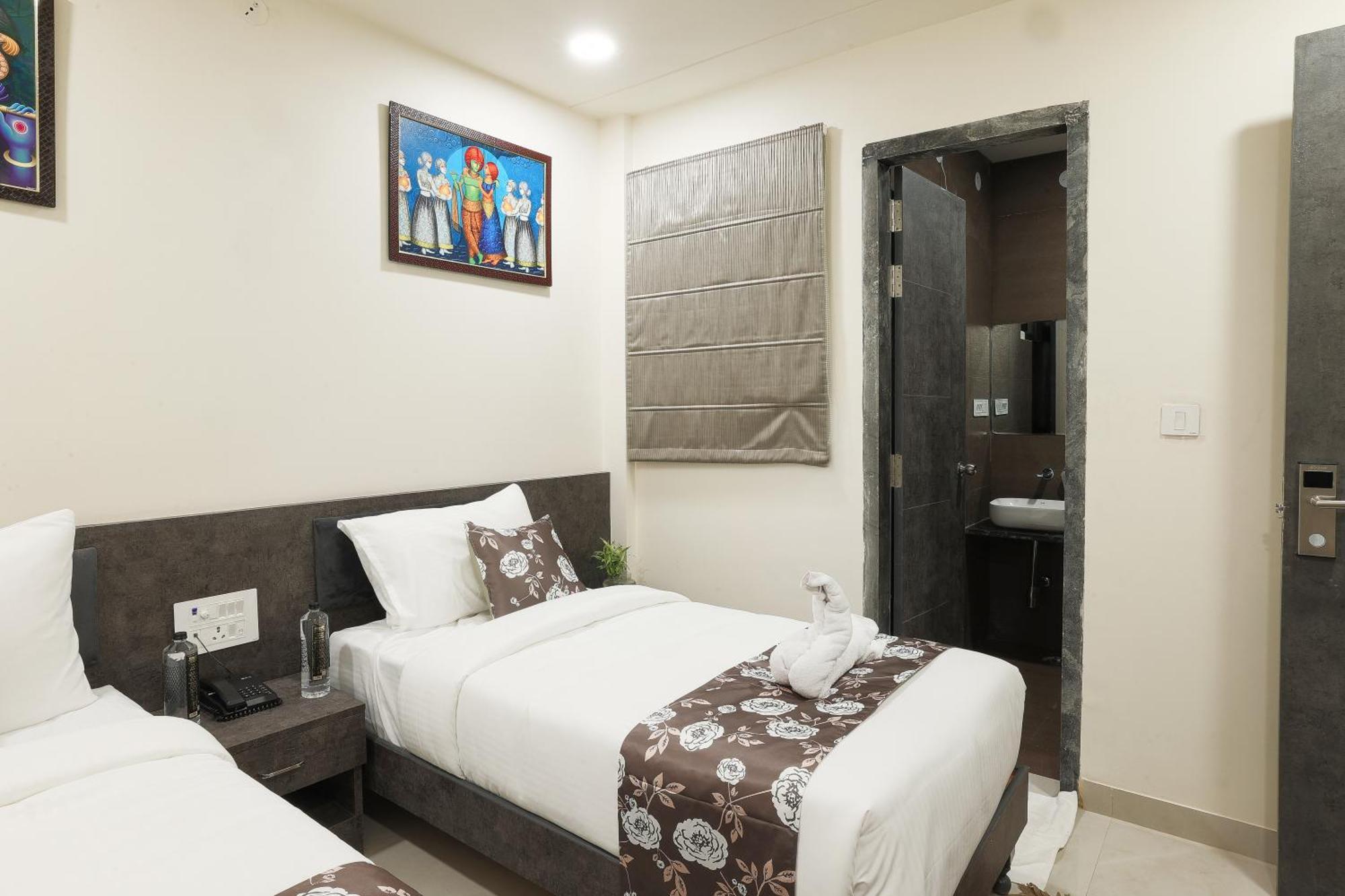Hotel Royal Ocean Prime Divisione di Divisione di Jaipur Esterno foto